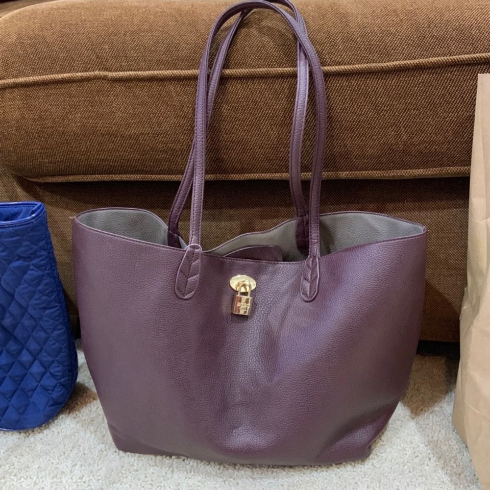BCBG PLUM TOTE BAG